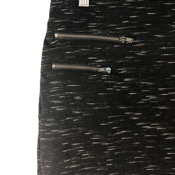 Banana Republic Zipper Pencil Skirt Size 4 - Picture 2 of 6